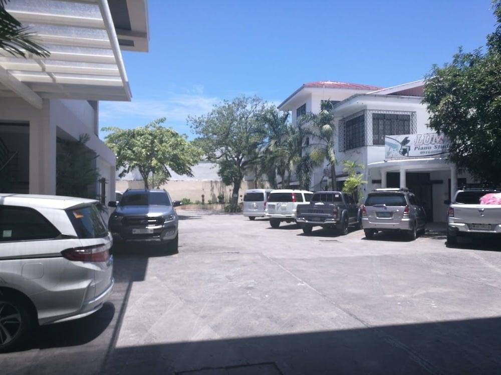 O Hotel Bacolod Exteriér fotografie