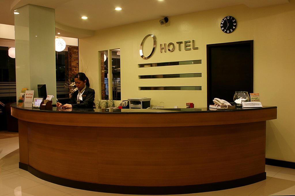 O Hotel Bacolod Exteriér fotografie