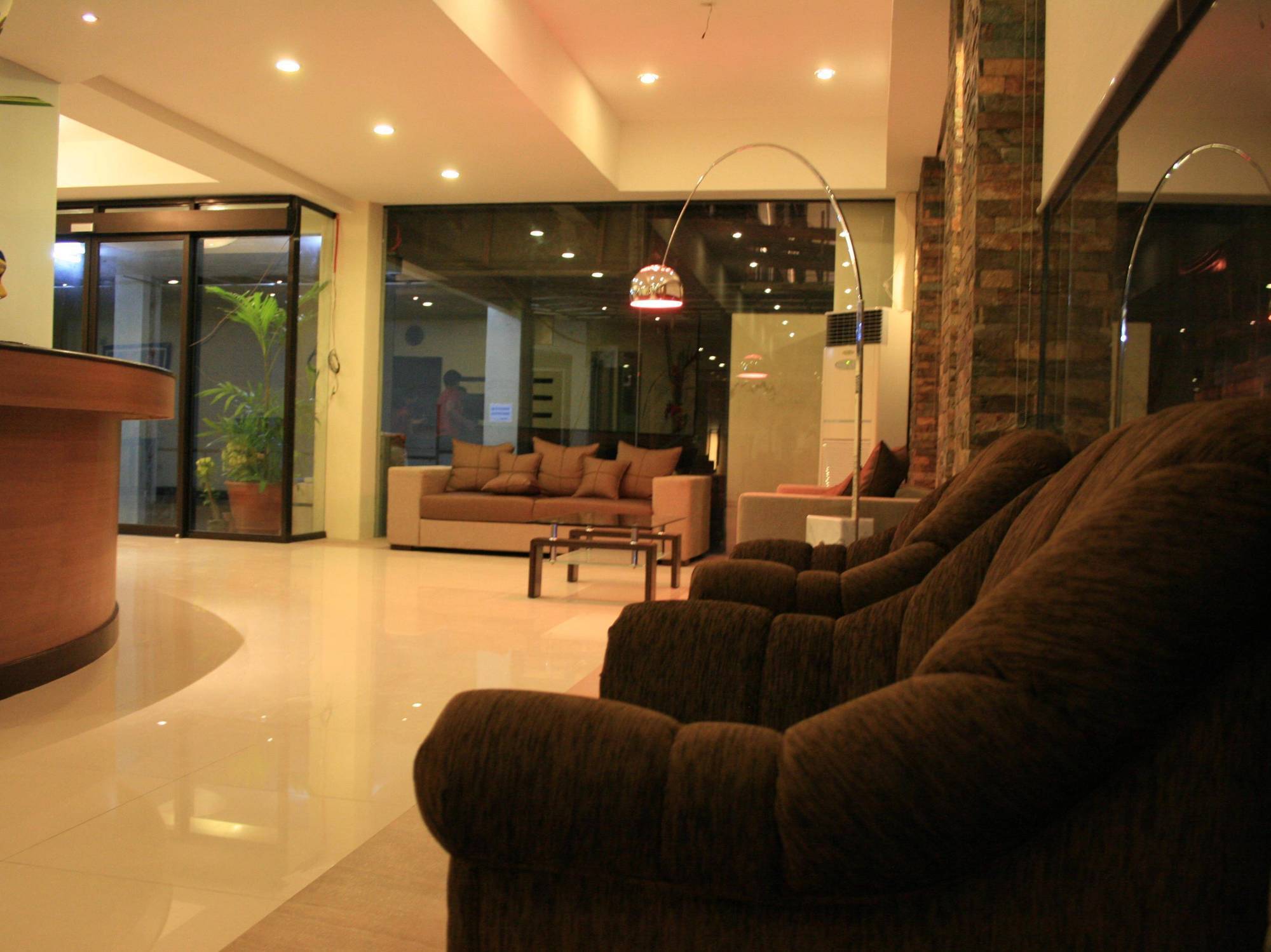 O Hotel Bacolod Exteriér fotografie